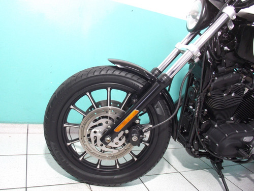 Imagem 5 de 10 de Harley Davidson Sportster Xl 883 R