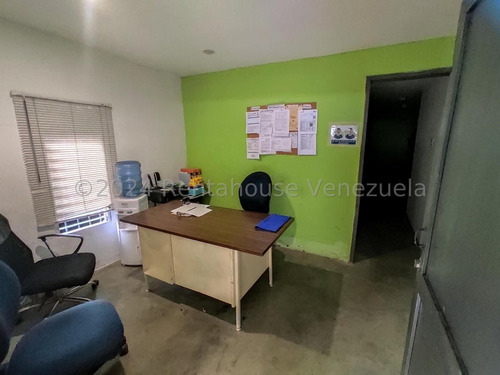 Galpón Comercial En Venta Macaracuay Mls #25-3558