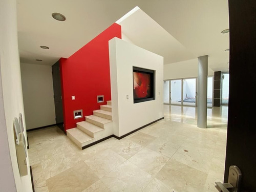 Imagen 2 de 20 de En Renta Residencia En Cumbres Del Lago, Jardín, Gran Terren