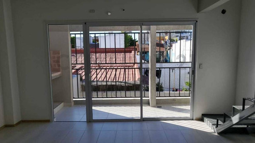 Imagen 9 de 26 de Venta Duplex Tres Ambientes Agronomía
