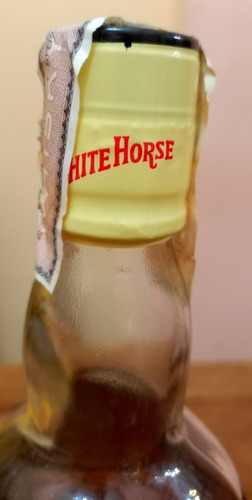 Botella Antigua Whisky White Horse Añejo (Usado)