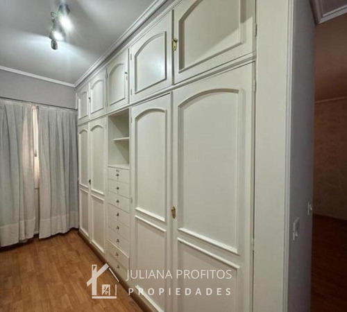 Casa Chalet De 5 Ambientes Con Pileta En Quilmes Oeste