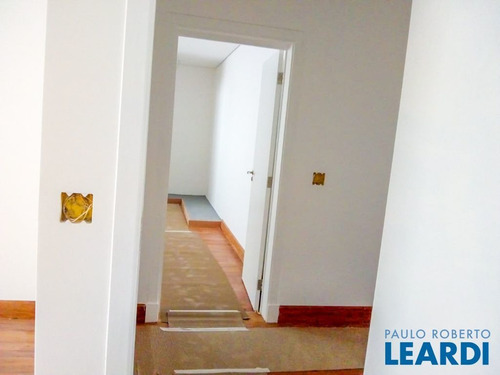 Casa Em Condomínio - Alphaville - Sp - 568842