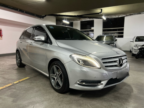 Imagen 2 de 24 de Mercedes Benz B200 - B 200 - Clase B