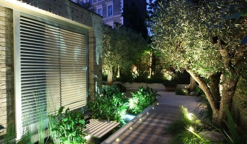 Foco LED 50 W 4750 Lm Ip65 Bivolt Bvl152 Philips Color de carcasa negro Color de luz blanco cálido 110 V/220 V