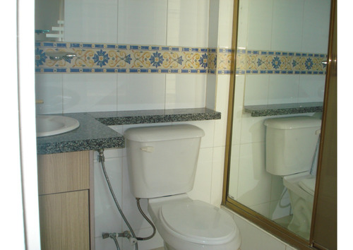 Ns - Alquiler Apartamento 110 Mts2, 2 Hab + Servicio, 2 Puestos - Urb Manzanares - Mun. Baruta