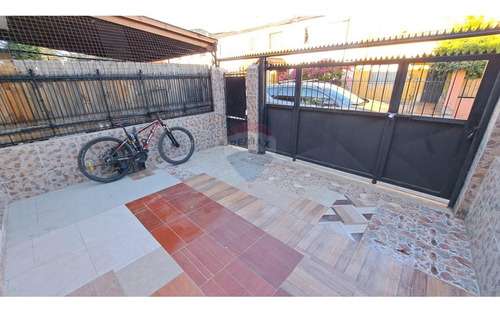 Casa Familiar 3d, 1 Estacionamiento