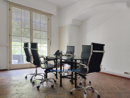 Alquiler O Venta - Dos Pisos De Oficinas - Centro