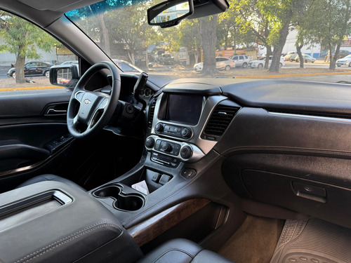 Chevrolet Suburban 5.3 Ltz V8 4wd 2da Cubo At