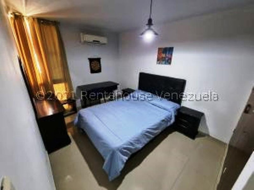 Imagen 12 de 18 de Townhouse En Venta Palmar Este Mls #21-25933 Johana Blan 04123368346