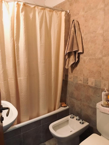 Imagen 9 de 10 de Departamento En Venta En Lanus Oeste