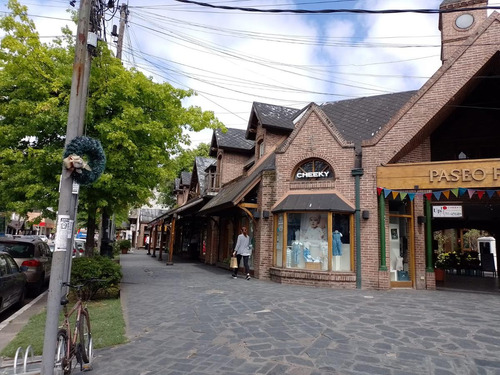Venta - Local A La Calle En Paseo Florido - Hurlingham