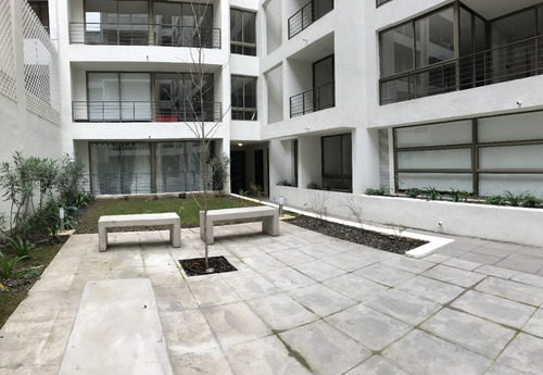 Excelente. 1 Dormitorio Y 1 Baño En Zona Universitaria