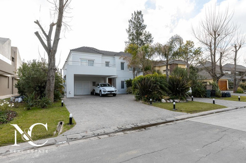 Imagen 1 de 30 de Venta Casa Saint Thomas Este - Canning