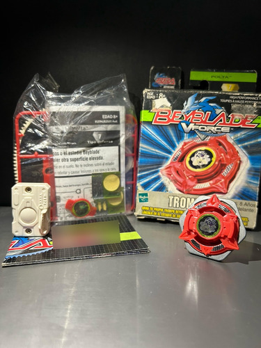 Beyblade Polta Hasbro Rojo (Usado)