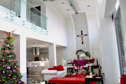 Imagen 2 de 13 de Casa En Venta Maracay Gv Area Premium