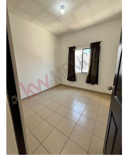 Casa En Venta, A La Entrada De Sonterra , Querétaro