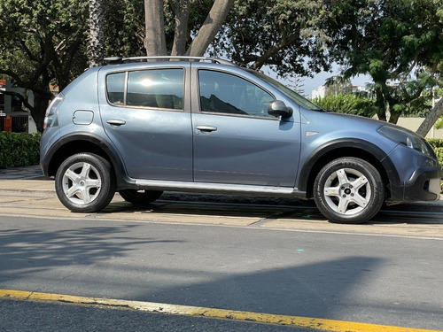 Camioneta Renault Stepway Año 2012/13 Vende Dama Unico Dueño