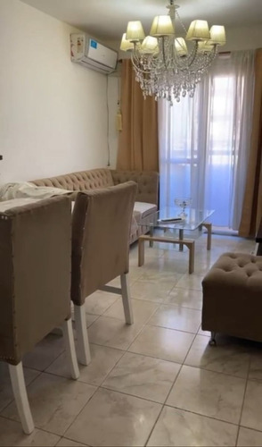 Venta Departamento De Dos Ambientes En Caseros