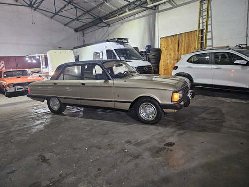 Ford Falcon Ghia