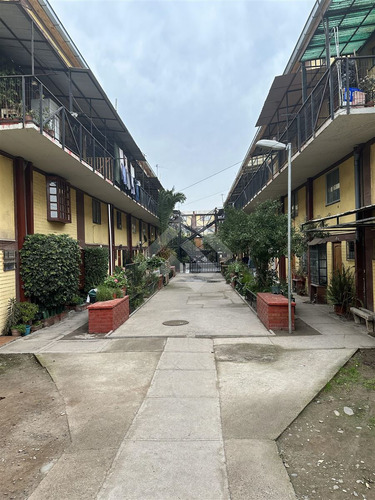 Departamento En Venta De 3 Dorm. En Maipú