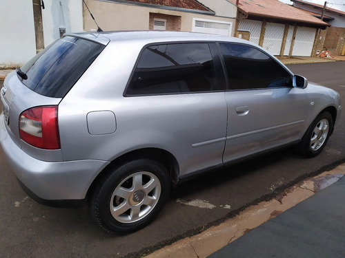 Audi A3, Motor 1.6, Ano 2001 - Aceito Trocas