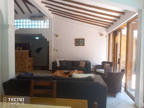Casa En Venta Carrera 29 Barquisimeto Aa-7351300