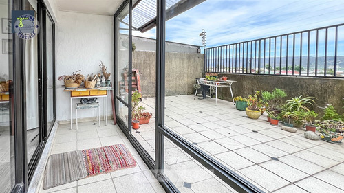 Departamento En Venta De 3 Dorm. En Concepción