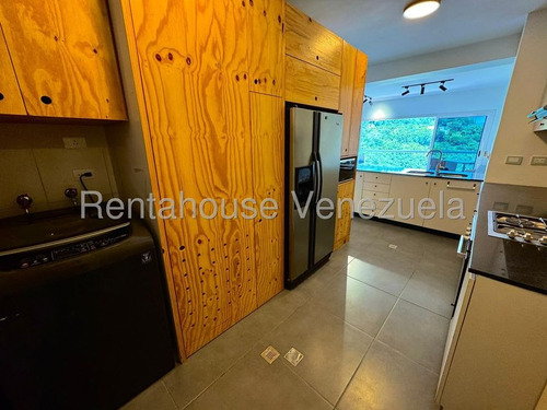 Hermoso Apartamento Amoblado, Remodelado En Manzanares, Codg Mas 25-13930