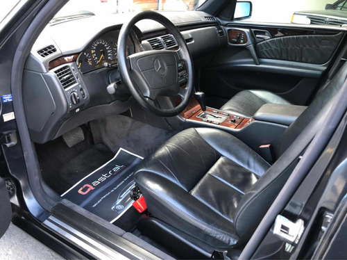 Imagem 7 de 10 de Mercedes-benz Mercedes E320 E 320