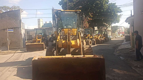 Imagem 3 de 6 de Pa Carregadeira Articulada SdLG 918 (volvo) 2018/19