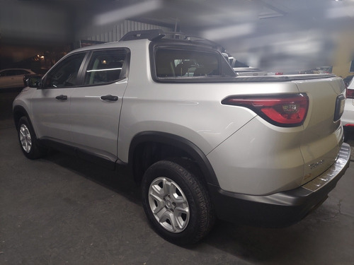 Imagem 6 de 12 de Fiat Toro 2018 1.8 16v Freedom Flex 4x2 Aut. 4p