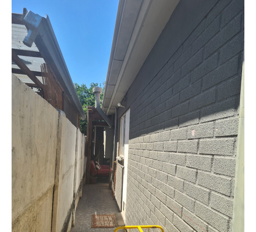 Casa Con Piscina 2p 3d 2b Larapinta Condominio Seguro.