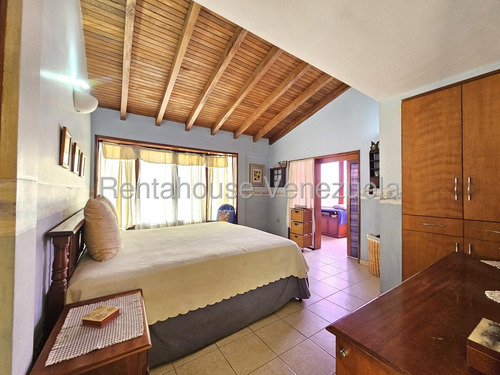 Amplia Quinta En Venta Al Este De Barquisimeto,lara Aa