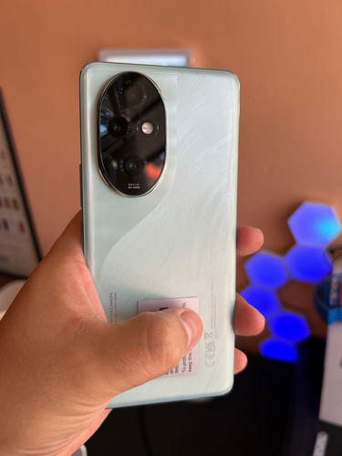 Honor 200 Pro Dual Sim 512gb 12gb Ram Oceanic Cian Agua (Reacondicionado)