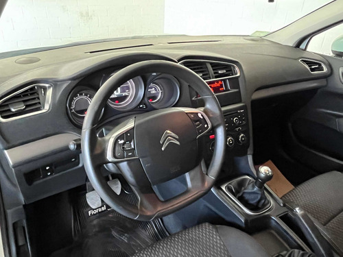 Imagen 19 de 23 de Citroën C4 Lounge 2015 2.0 Origine Am16 Autoargentina