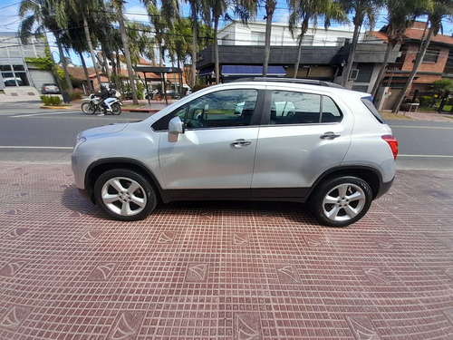 Imagen 2 de 12 de Chevrolet Tracker Ltz Automatico 4x4 Año 2016 Con 71.000 Kms