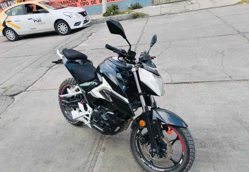 Vendo 250z 2023, Factura Original. Tarjetón, Emplacada