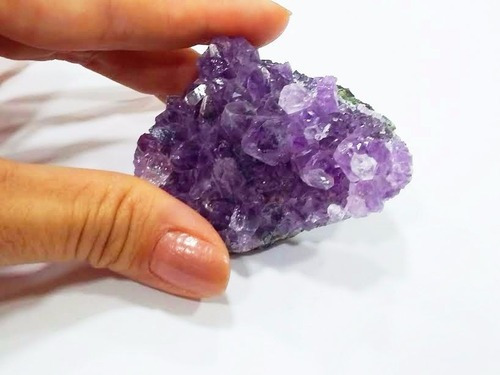 Imagem 2 de 3 de Drusa Ametista 3cm/gema Natural Bruta Pedra Lilás Proteção !