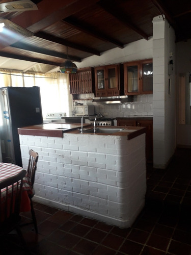 Imagen 3 de 8 de El Bosque , Ave Las Delicias, Aquilamos Apto 68 M2 2 Habt , 1 Baño