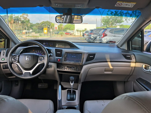 Honda Civic Sedan LXR 2.0 Flexone 16V Aut. 4p