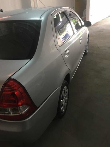 Toyota Etios 1.5 Sedan Xs 2015