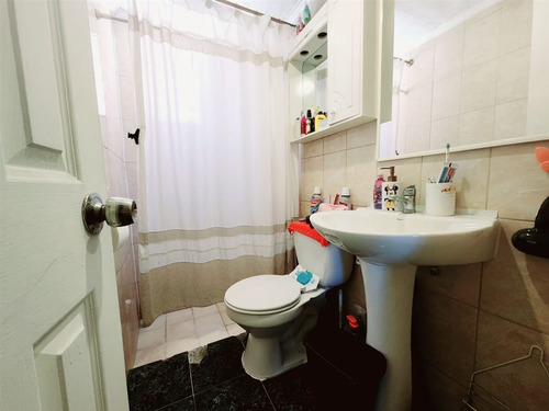 Departamento En Venta De 2 Dorm. En Maipú