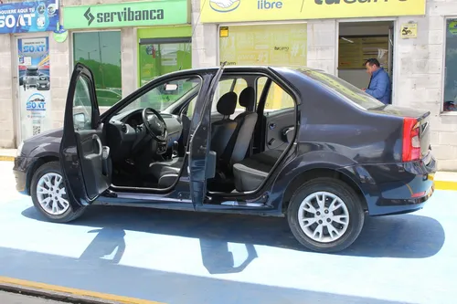 Renault Logan 1.6 Expression 2014