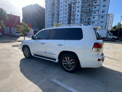 Lexus Lx570