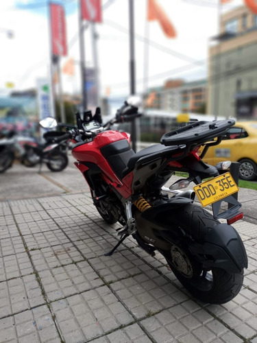 Ducati Multistrada Roja