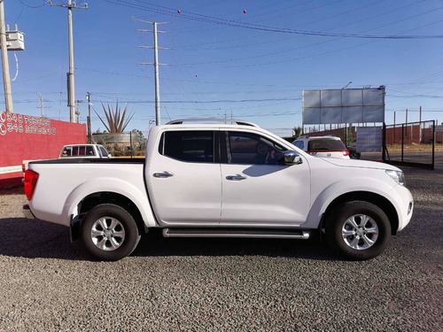 Imagen 3 de 14 de Nissan Np300 Frontier 2018 2.5 Le Aa Mt