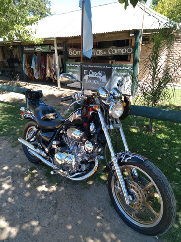 Moto Yamaha Virago 1100