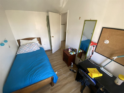 Casa En Venta De 5 Dorm. En Concepción