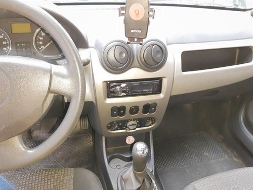 Renault Sandero 2010 1.0 16v Authentique Hi-flex 5p